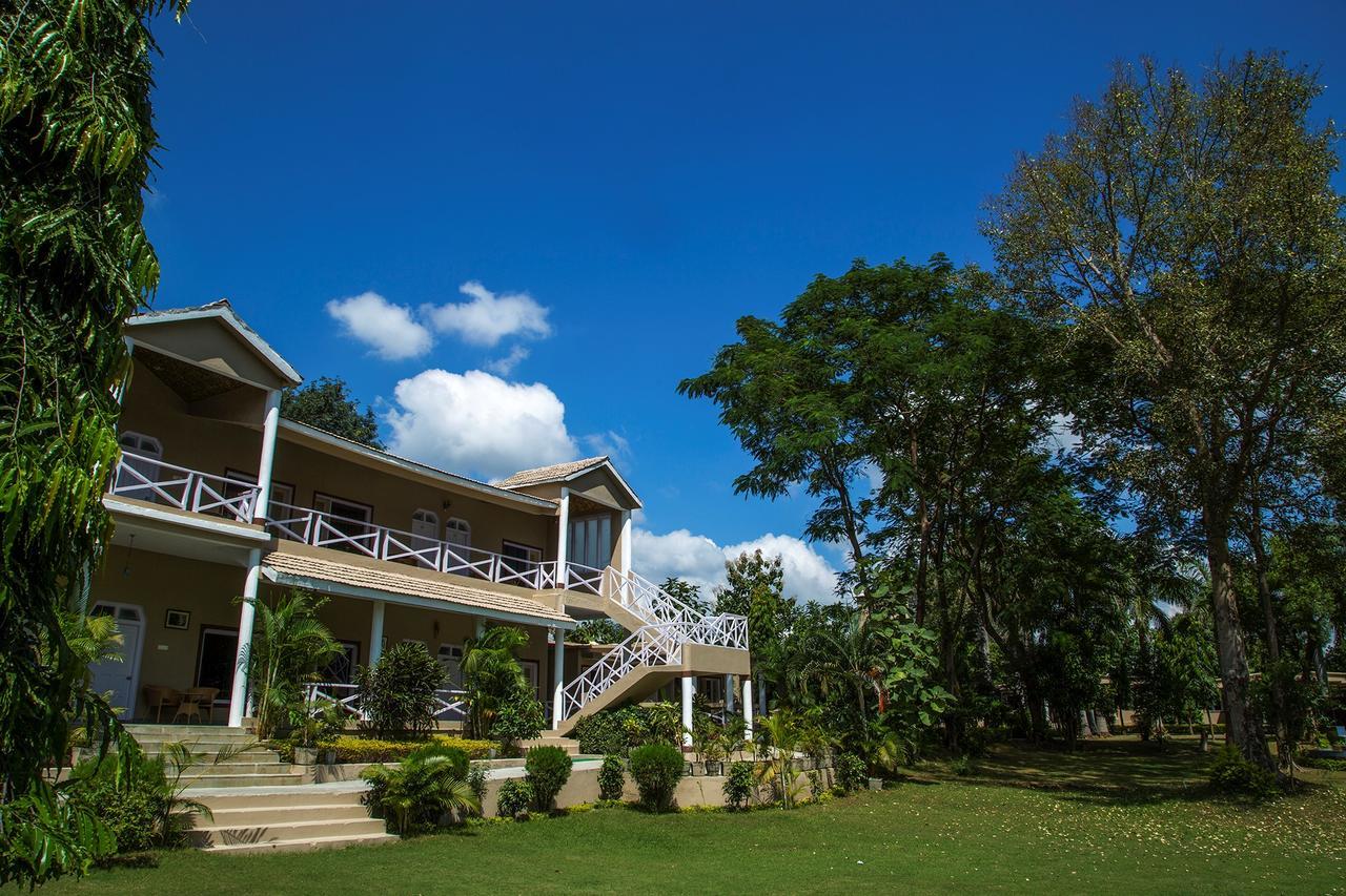 Tiger'S Den Resort Bandhavgarh National Park Kültér fotó