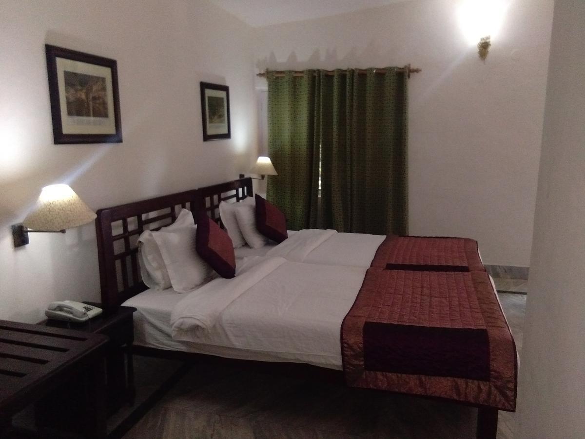 Tiger'S Den Resort Bandhavgarh National Park Szoba fotó